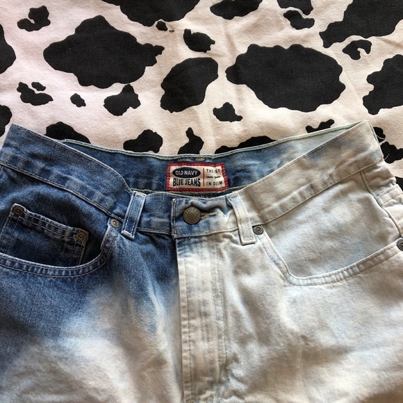 High Waisted Acid Wash Jean Shorts - Picture 2 of 3